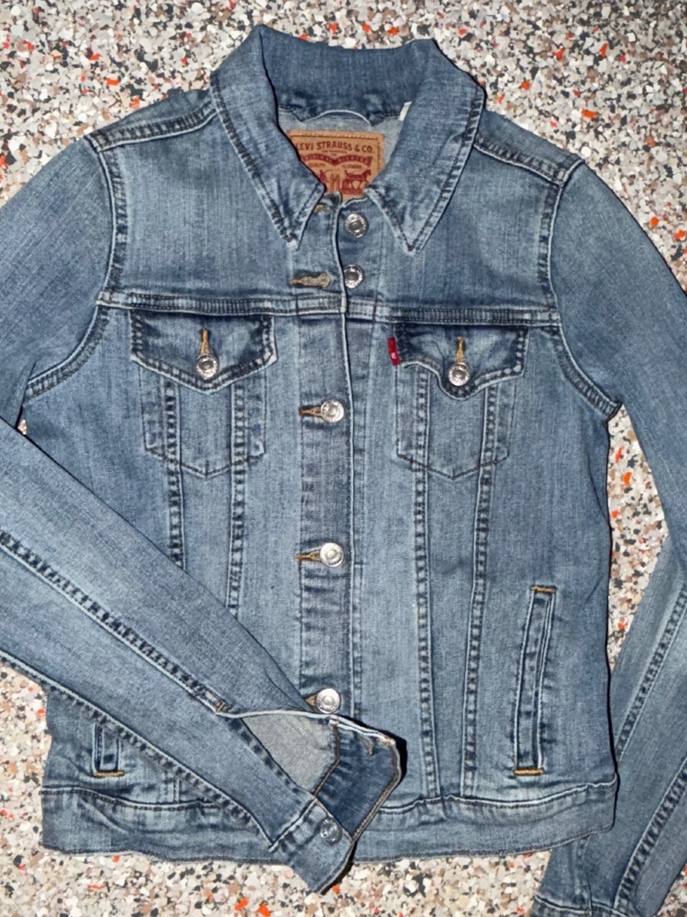 Levi's Original Denim Trucker Jacket - Picture 4 of 5
